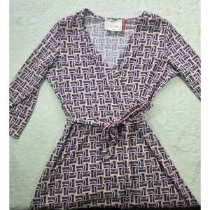 Leota Wrap Dress Geometric Print 3/4 Sleeve Stretch Jersey Knee Length